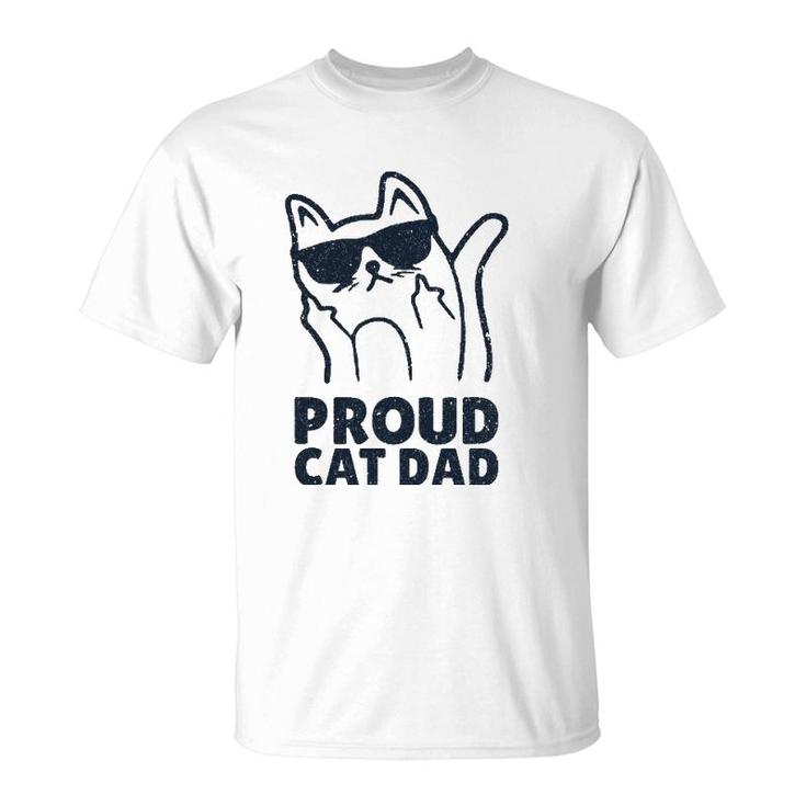 Funny Retro Proud Cat Dad Showing The Finger For Cat Lovers T-Shirt