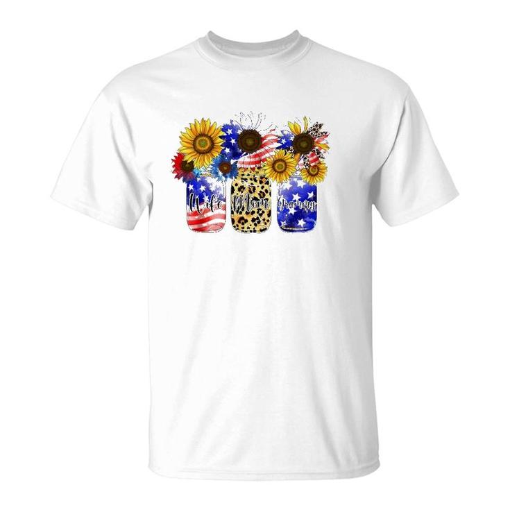 Mason Jars Flowers Wife Mom Grammy Usa Flag 4Th Of July T-Shirt