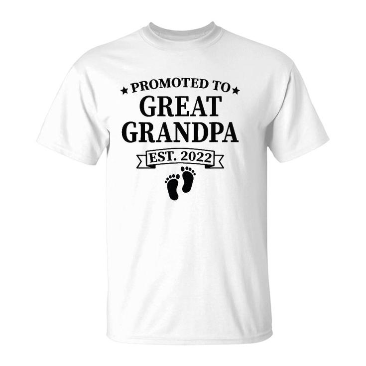 Mens Promoted To Great Grandpa Est 2022, Baby Announcement Gift T-Shirt