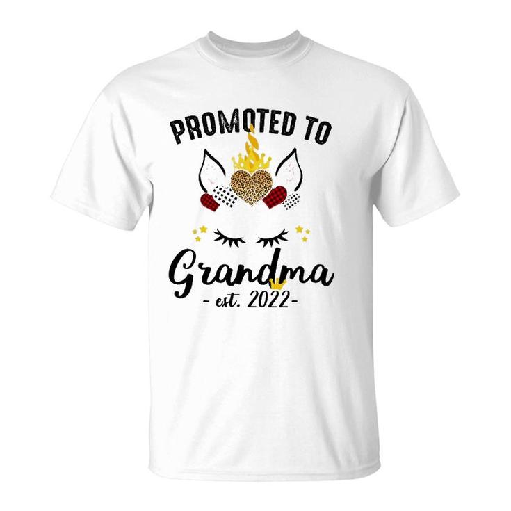 Promoted To Grandma 2022 Grandmother Unicorn Family Matching T-Shirt
