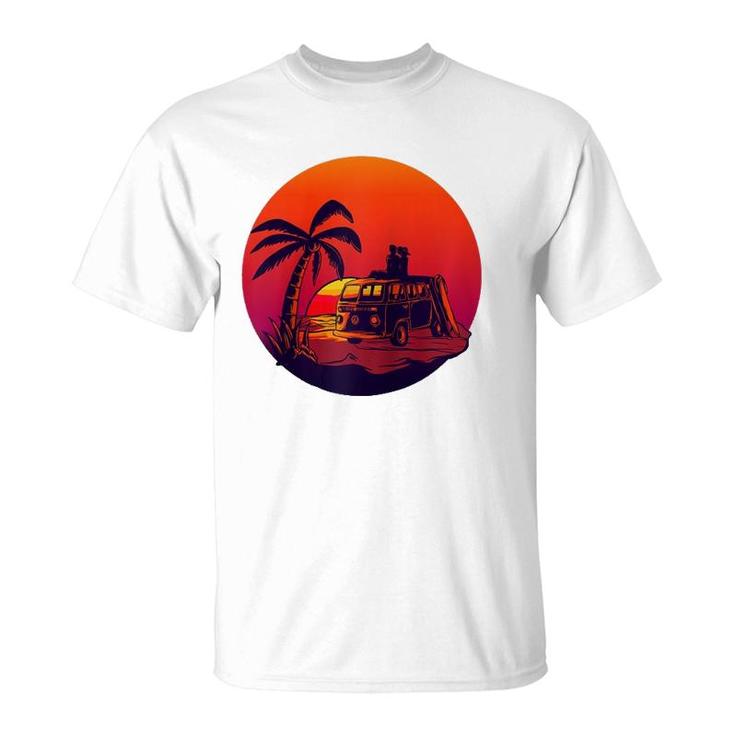 Summer Sunset - Love Van - Travel - Romanic Graphic  T-Shirt