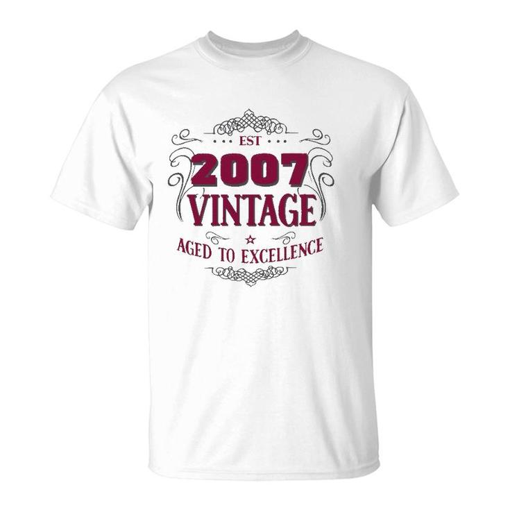 Vintage Est 2007 Birthday Gifts For Men & Women T-Shirt
